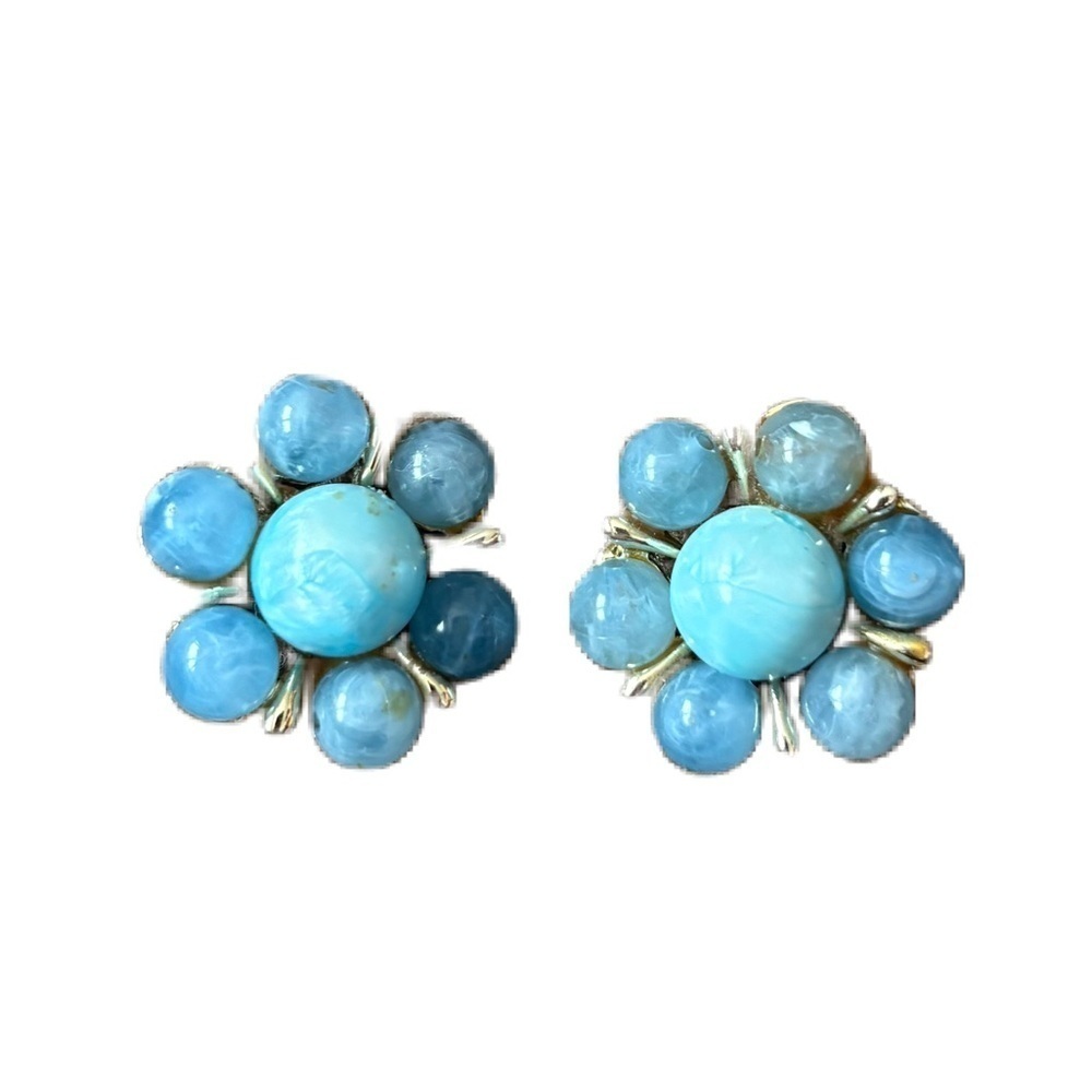 Vintage Turquoise Blue Beaded Costume Jewelry Clip On Earrings Floral Blue